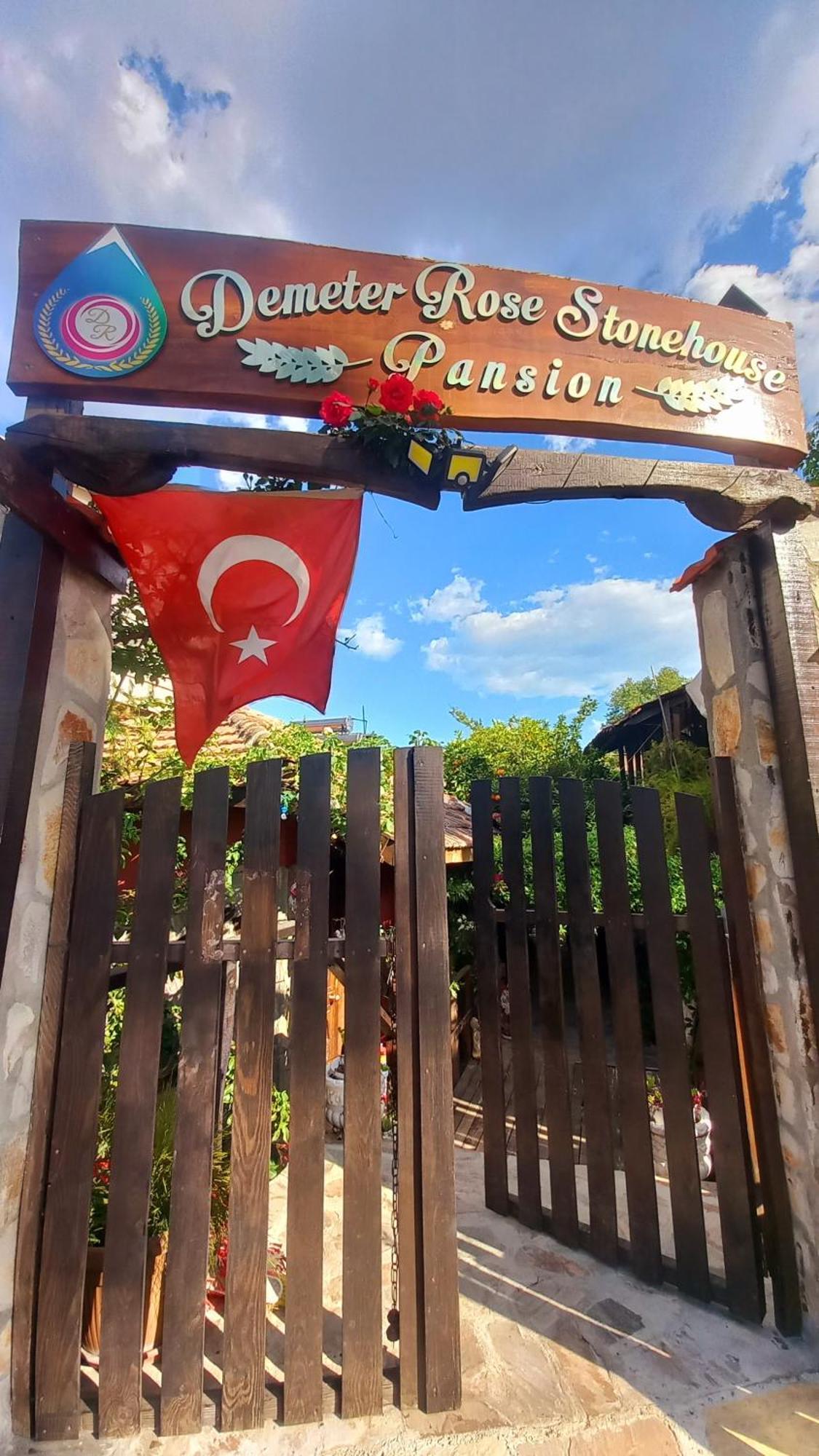 Ferienwohnung Demeter Rose Stonehouse Pansion Antalya Exterior foto